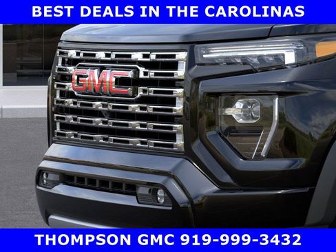 New 2026 GMC Canyon Denali image 16