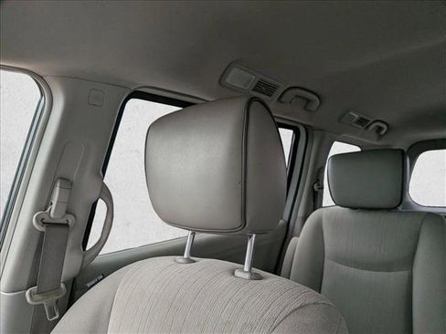 Used 2015 Nissan Quest SV image 13