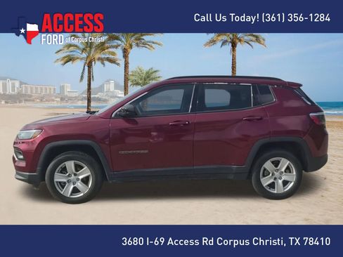 Used 2022 Jeep Compass Latitude AWD/4WD image 5