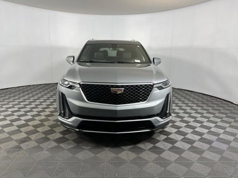 Used 2024 Cadillac XT6 Premium Luxury image 9