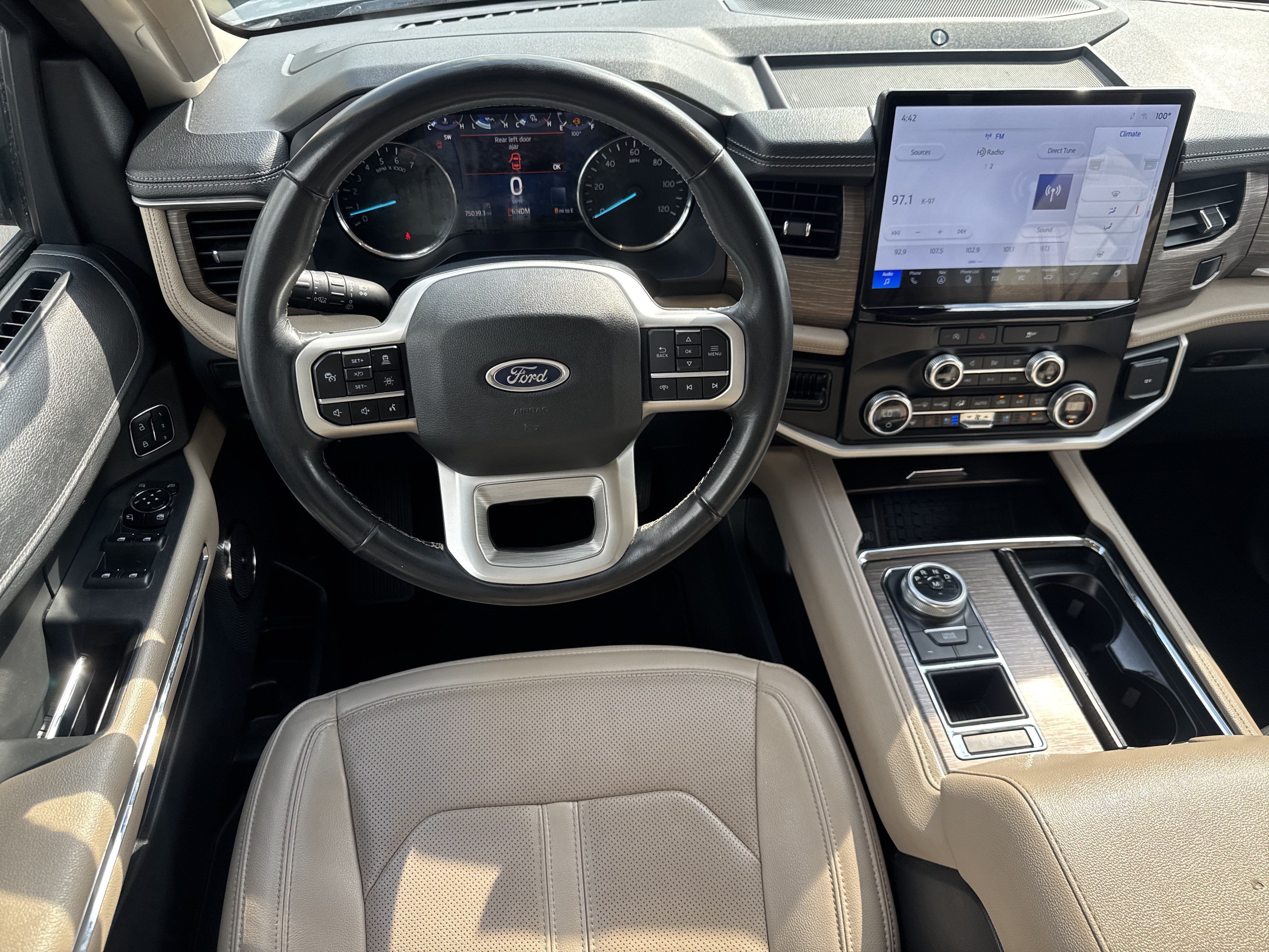 Used 2024 Ford Expedition Limited RWD image 12