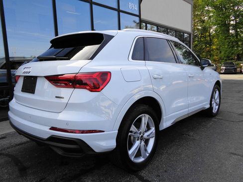 Used 2024 Audi Q3 2.0T Premium image 5