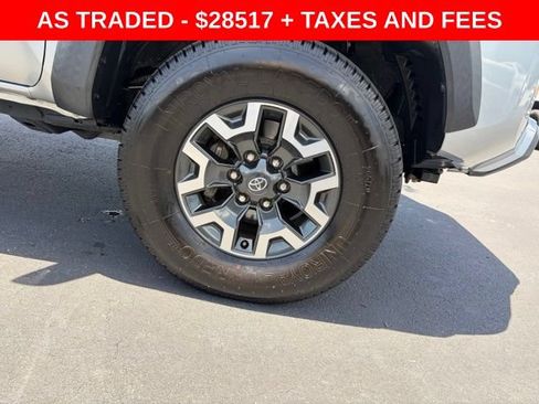 Used 2021 Toyota Tacoma TRD Off-Road AWD/4WD image 8