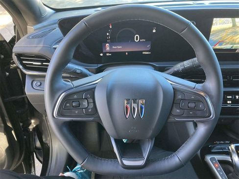 Used 2024 Buick Envista Avenir image 20