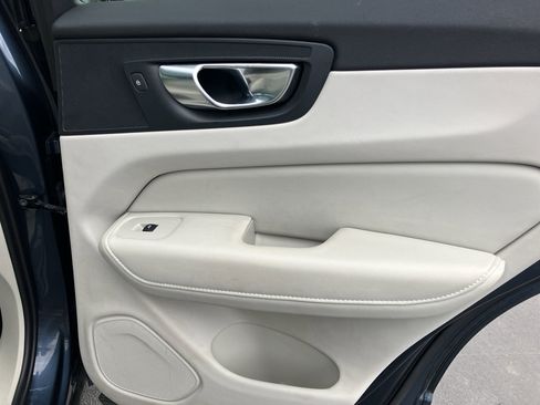 Used 2021 Volvo XC60 T6 Inscription w/ Advanced Package image 29