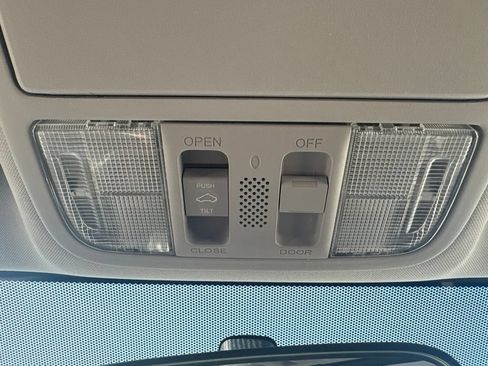 Used 2011 Honda CR-V EX image 20