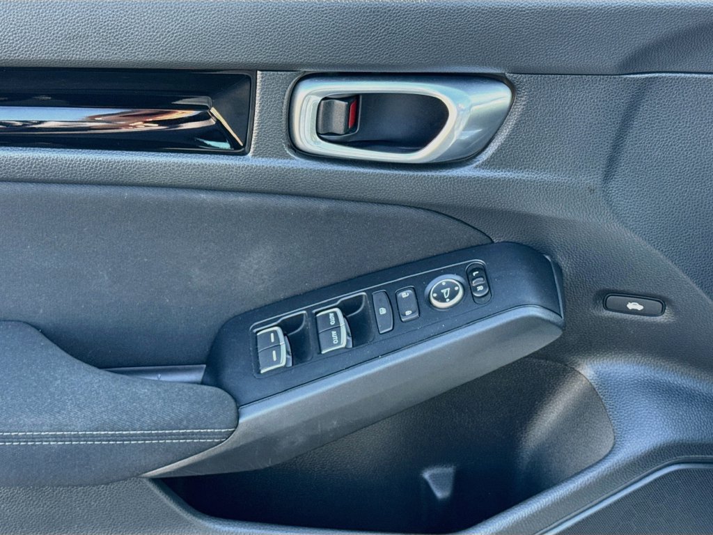 Used 2023 Honda Civic EX image 25