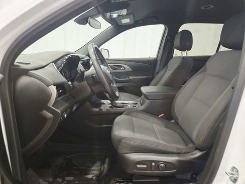 Used 2023 Chevrolet Traverse LT w/ LPO, Floor Liner Package image 8