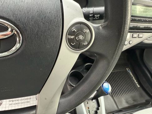 Used 2014 Toyota Prius C One image 13