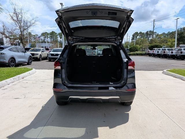 Used 2023 Chevrolet Equinox LT FWD image 8