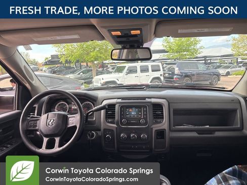 Used 2016 RAM 2500 Tradesman w/ Chrome Appearance Group AWD/4WD image 13
