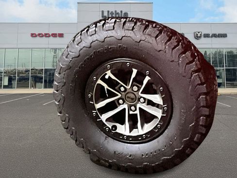 Used 2024 Jeep Wrangler Unlimited Rubicon 392 image 37