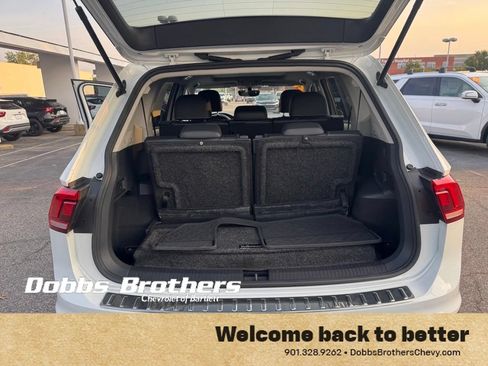 Used 2021 Volkswagen Tiguan SE w/ Panoramic Sunroof Package FWD image 42