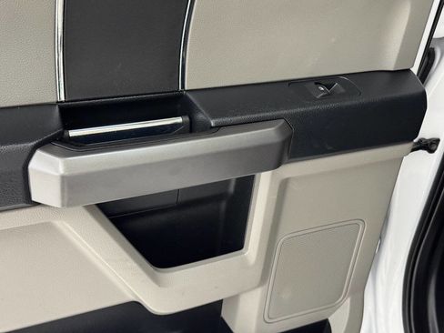 Used 2020 Ford F250 XLT image 46