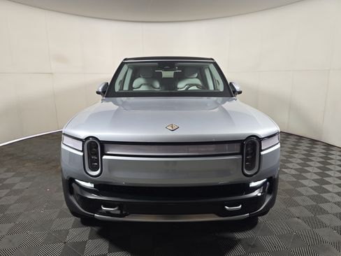 Used 2024 Rivian R1S Launch Edition AWD/4WD image 8
