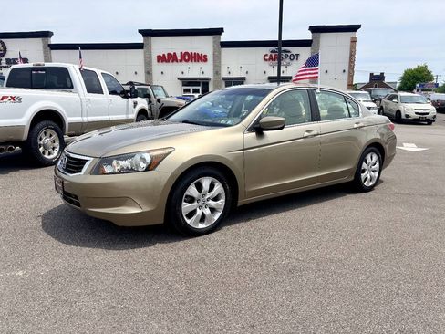 Used 2009 Honda Accord EX-L image 2
