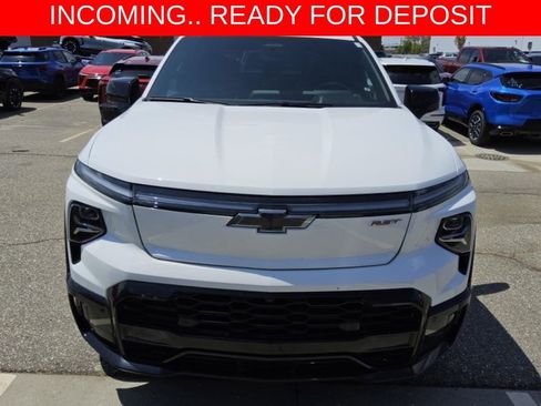 Used 2025 Chevrolet Silverado EV RST AWD/4WD image 11