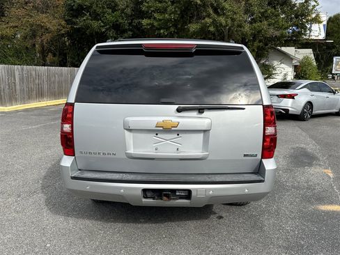 Used 2012 Chevrolet Suburban LT w/ Luxury Package image 5