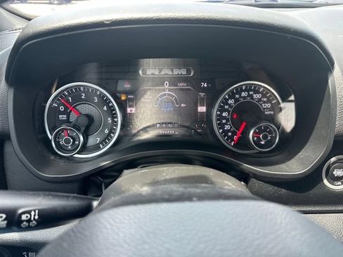 Used 2022 RAM 1500 Big Horn AWD/4WD image 16