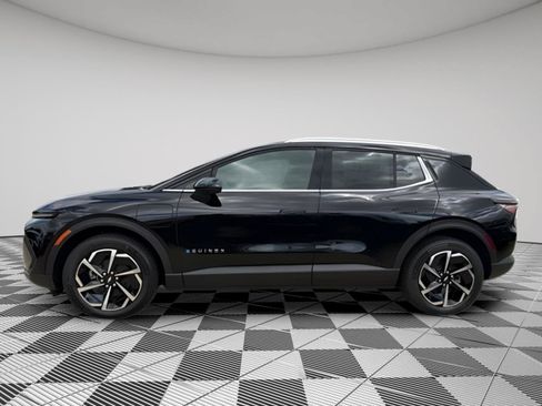 New 2026 Chevrolet Equinox EV LT FWD image 2