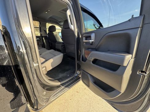 Used 2017 GMC Sierra 1500 SLE image 19