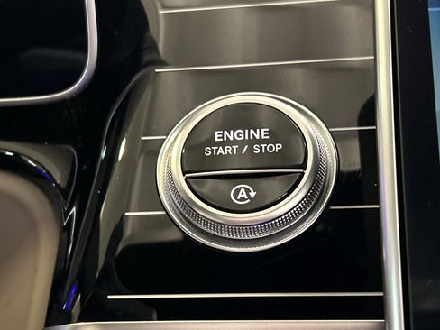 Certified 2024 Mercedes-Benz Maybach S 580 4MATIC image 29