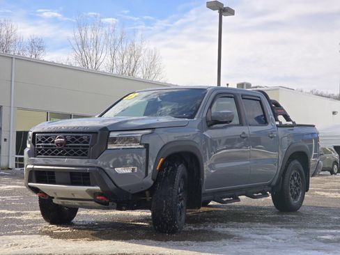 Used 2023 Nissan Frontier PRO-4X w/ Pro-4X Premium Package image 12