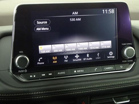 Used 2023 Nissan Rogue SV image 28