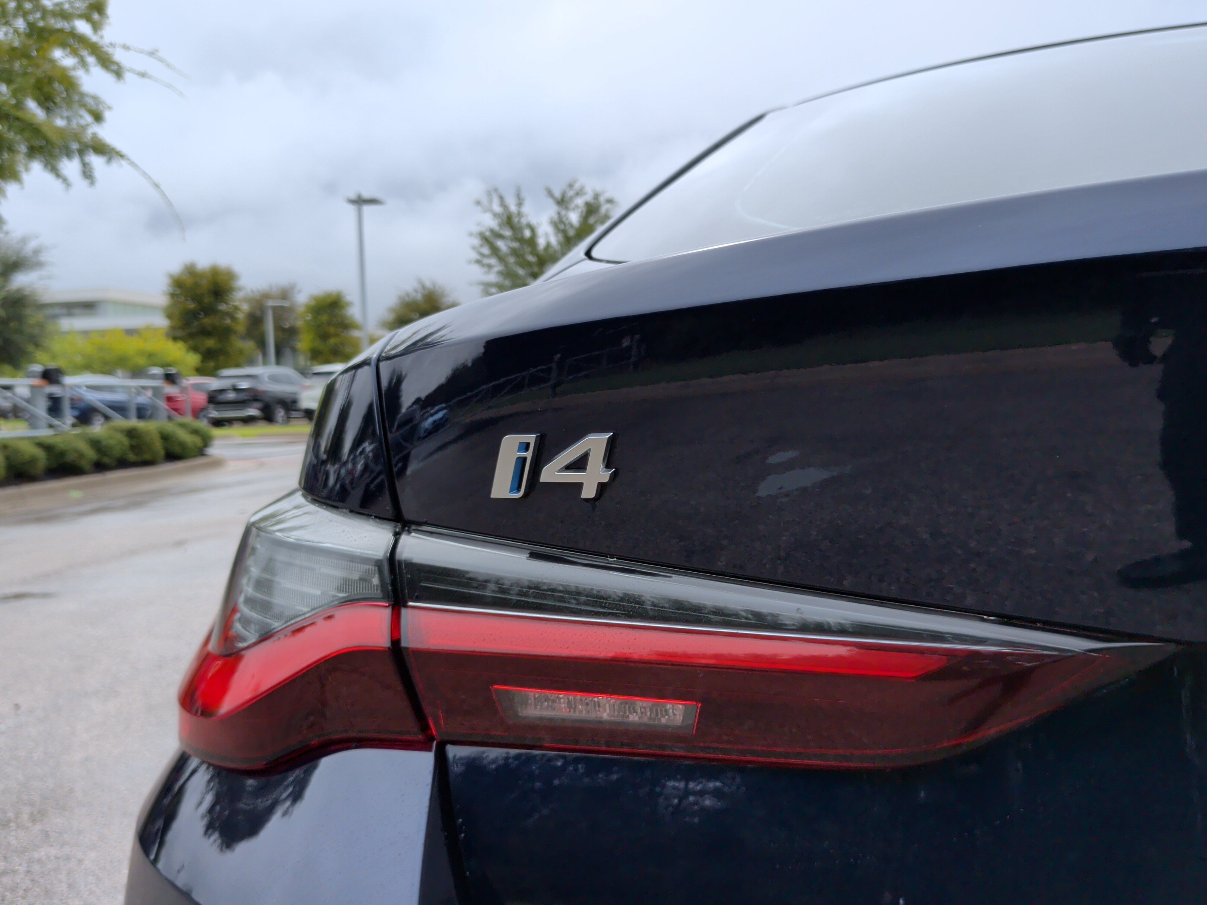 Used 2023 BMW i4 eDrive40 w/ M Sport Package RWD image 13