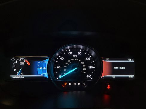 Used 2016 Ford Explorer XLT w/ Equipment Group 202A AWD/4WD image 23