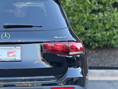 Used 2023 Mercedes-Benz GLB 250 4MATIC image 16
