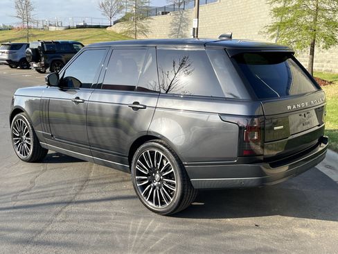 Used 2017 Land Rover Range Rover Supercharged image 34