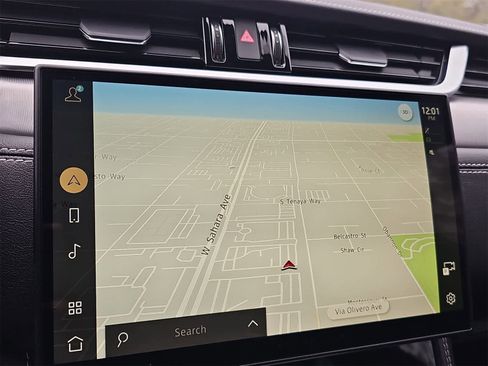 Used 2024 Jaguar F-PACE R-Dynamic S image 51