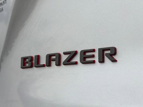 Used 2024 Chevrolet Blazer LT w/ Redline Edition FWD image 17