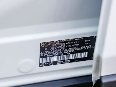 Used 2024 Toyota RAV4 XLE image 28