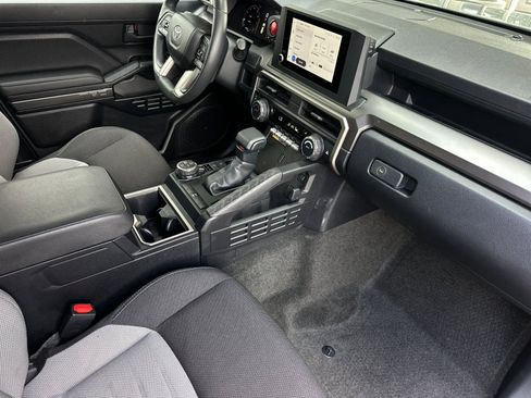 Used 2025 Toyota 4Runner TRD Off-Road image 15