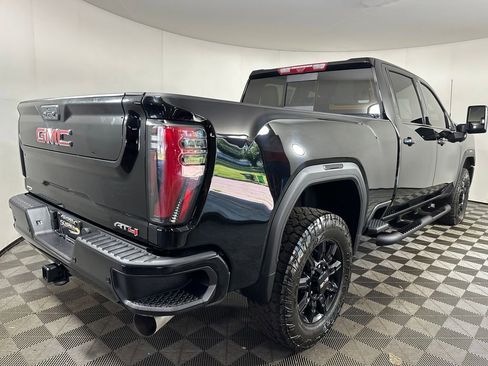 Used 2025 GMC Sierra 3500 AT4 w/ AT4 Premium Plus Package AWD/4WD image 5