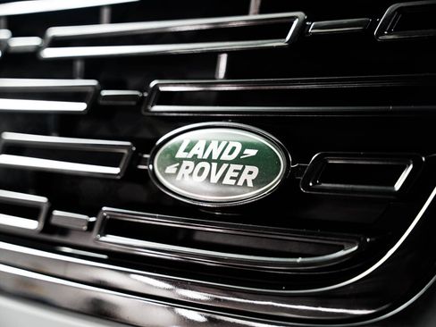 Used 2024 Land Rover Range Rover Velar Dynamic SE AWD/4WD image 23