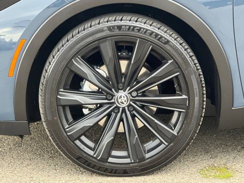 Certified 2026 Toyota Crown XLE image 13