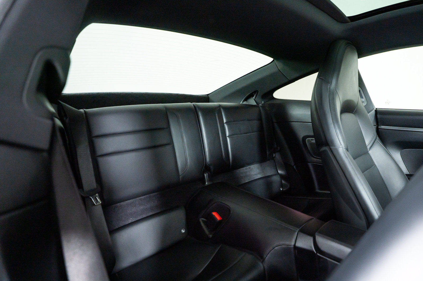 Used 2023 Porsche 911 Carrera S w/ Sport Package RWD image 32