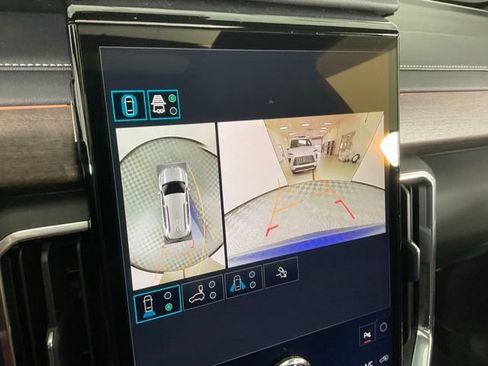 New 2026 GMC Acadia Denali Ultimate w/ LPO, Floor Liner Package image 11