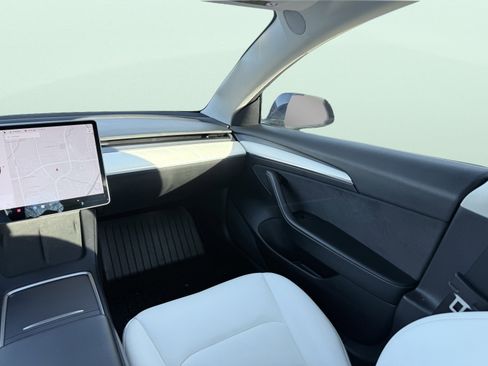 Used 2021 Tesla Model 3 Long Range image 48