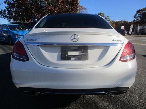 Used 2017 Mercedes-Benz C 300 4MATIC Sedan image 3