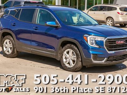 Used 2022 GMC Terrain SLE w/ Driver Convenience Package