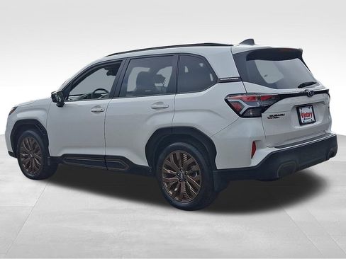 Used 2025 Subaru Forester Sport AWD/4WD image 4