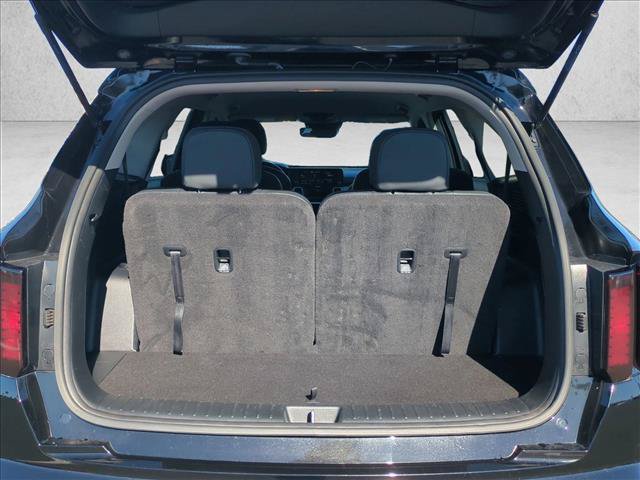 Used 2022 Kia Sorento S FWD image 6