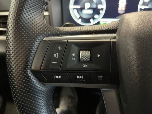 Used 2023 Mitsubishi Outlander SE AWD/4WD image 23