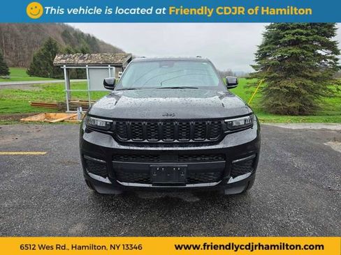 Used 2023 Jeep Grand Cherokee Limited w/ Trailer Tow Prep Group (B) image 2