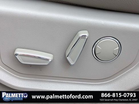 Used 2016 Ford F150 Lariat RWD image 19