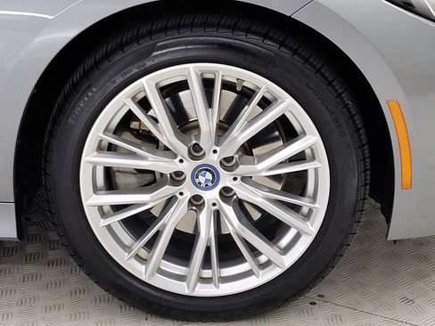 Certified 2023 BMW 330e w/ Driving Assistance Package image 4